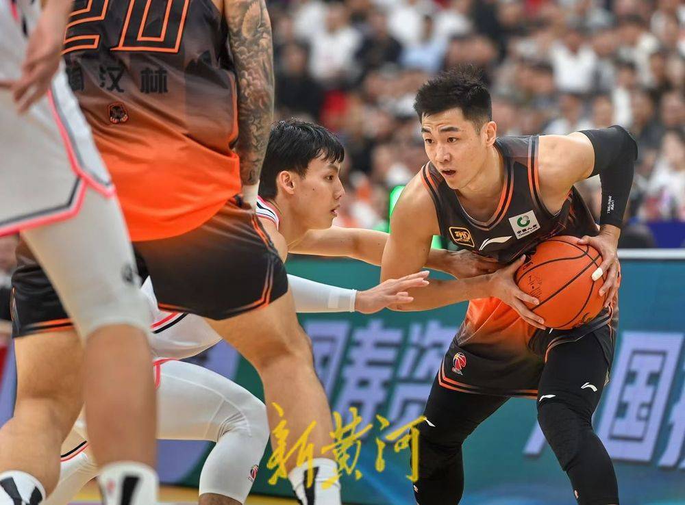 广东男篮逆袭成功，击败江苏队尽显霸气